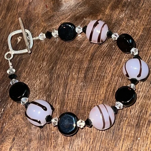 Artisan Sterling Silver Swarovski Crystal & Art Glass Toggle Bracelet NEW - Picture 3 of 6